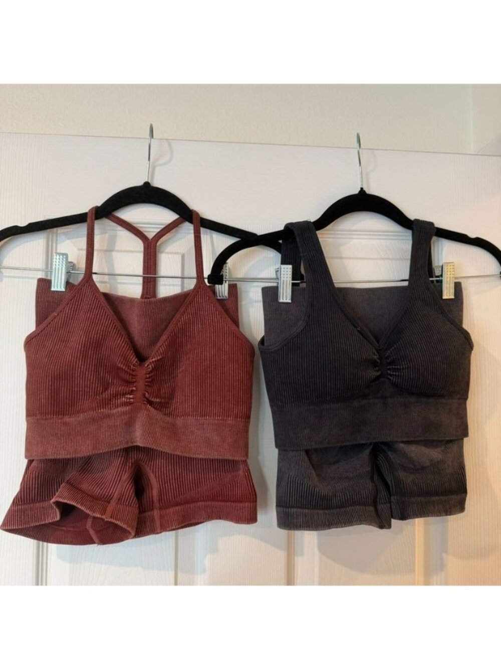 2 2PC Matching Workout Sports Bra Shorts Sets Burgundy Gray Size Small